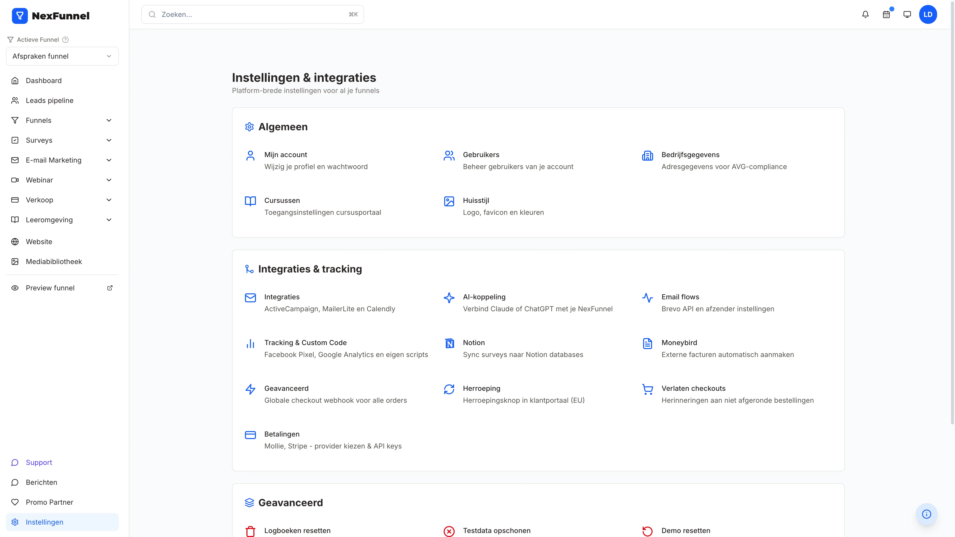 NexFunnel: het overzicht van instellingen en integraties met AI-koppeling, tracking, Notion, Moneybird, webhook en betalingen